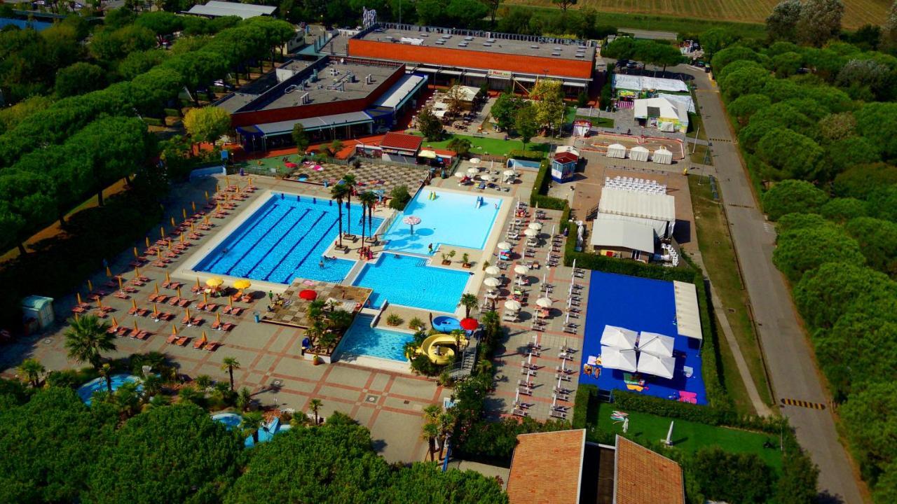Small Camp Portofelice Ераклеа Маре Екстериор снимка